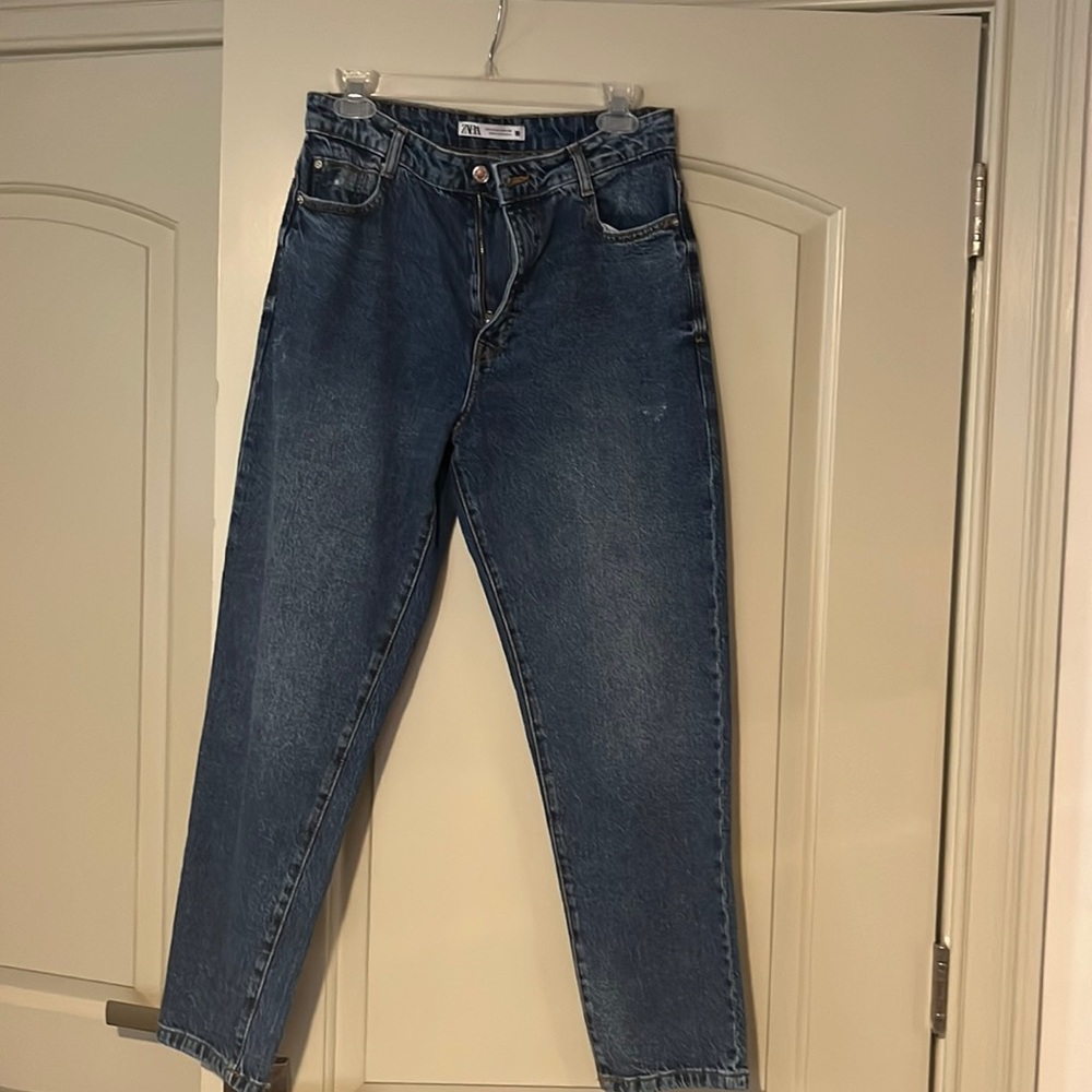 Zara straight leg Women’s jeans